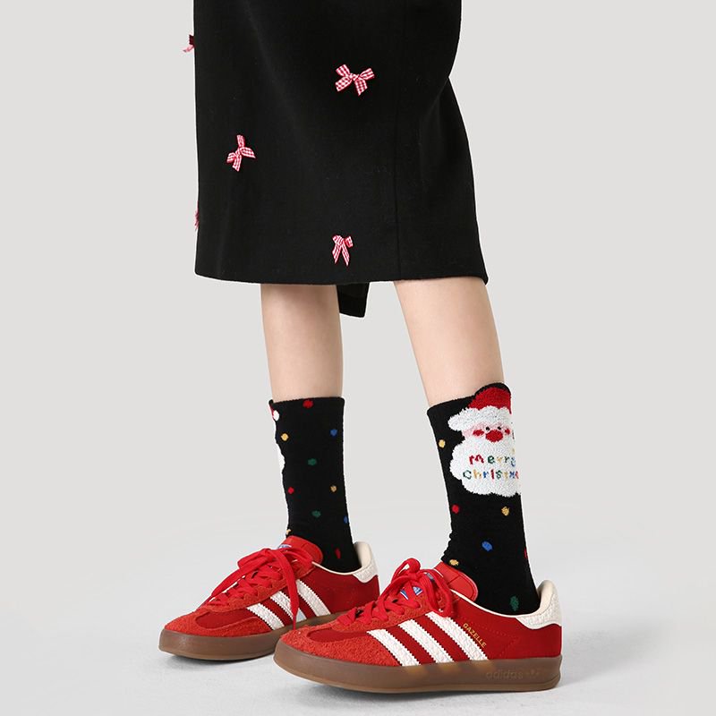 Holiday Collection Fall Or Winter Christmas Cotton Socks Women's Mid-Calf Socks With Festive Designs